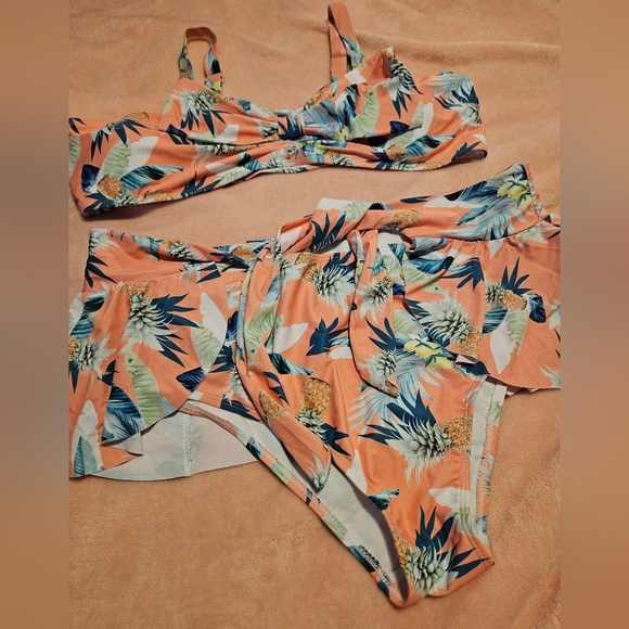 🩷5/$25🩷 Tropical Bow Bikini, Plus Size 3X - Picture 13 of 15